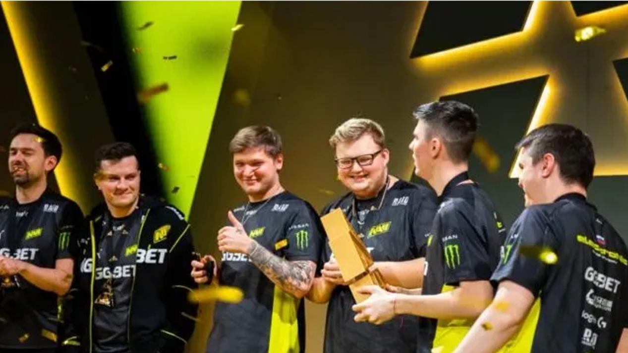 政治私利优 政治私利优